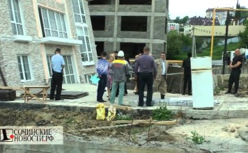 Падение «Пизанской башни»