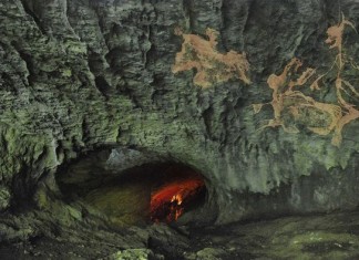 Ахунская живопись на пещерном уровне Фото Марии Климко