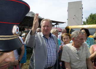 Жителям Кудепсты пообещали разобраться со «скандальными стройками» Здесь и далее - фото Олега Галицких.