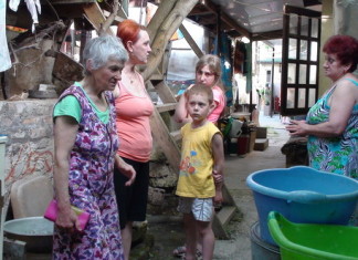 ШОС в Сочи, SOS на улице Володарского Сочи. На улице Володарского. Фото автора