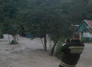 ЧС Кепша отрезана от федеральных субвенций Потоп в поселке Кепша. Фото Александры Чирва.