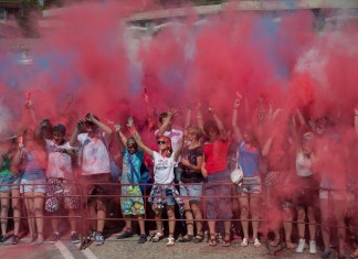 Фестиваль красок в Сочи