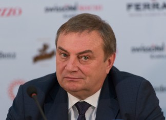 Предвыборная целесообразность Глава города Анатолий Пахомов.