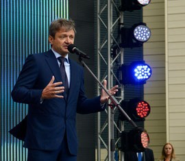 Ткачёву запретили въезд в страны ЕС. Ему смешно