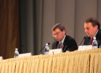 Мэр Пахомов нашел источник слухов о своей отставке