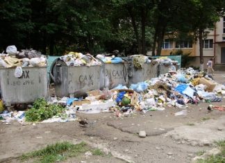 В Сочи суд обязал САХ пересчитать тарифы на мусор за два года