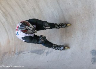 На роликах и лонгбордах по санно-бобслейной трассе