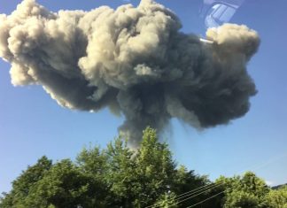 В Абхазии взорвался склад боеприпасов, десятки пострадавших